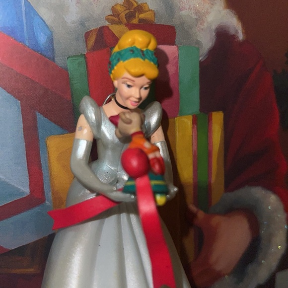 Walt Disney Cinderella Christmas Ornament - Picture 2 of 5